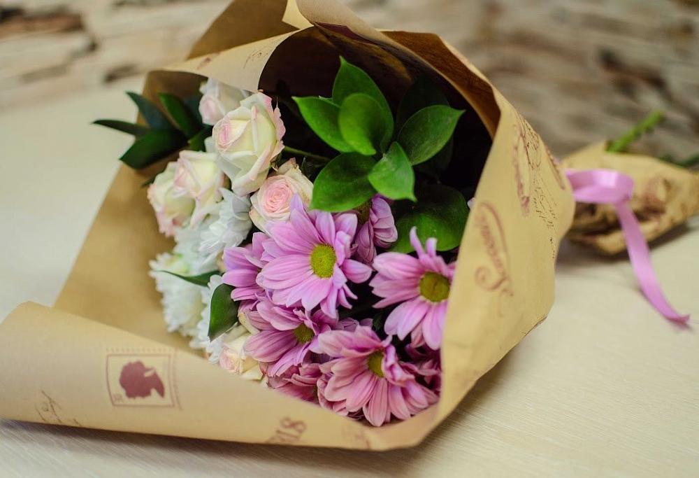 Букет цветов из: Розы и Хризантемы в Тарбагатае Республики Бурятия