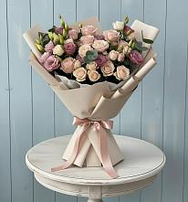 Букет цветов из:  Розы и Лизиантусы в Тарбагатае Республики Бурятия