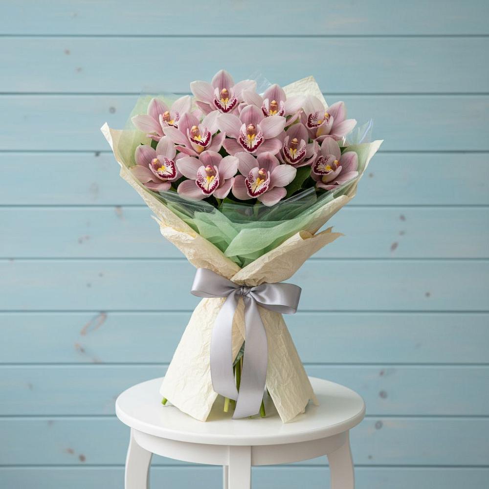 Букет цветов из: Орхидеи и Розы в Тарбагатае Республики Бурятия