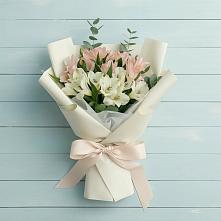 Букет цветов из:  Альстромерии в Тарбагатае Республики Бурятия