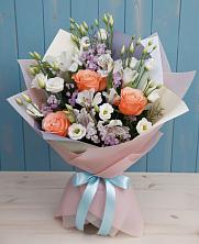 Букет цветов из:  Лизиантусы, Розы, Альстромерии и Гипсофила в Тарбагатае Республики Бурятия