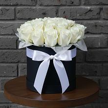 Цветочная композиция из Розы в шляпной коробке #REPLACE_PRED# Тарбагатае Республики Бурятия