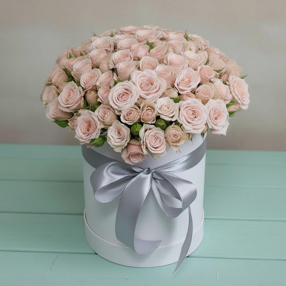 Цветочная композиция из Розы в шляпной коробке в Тарбагатае Республики Бурятия