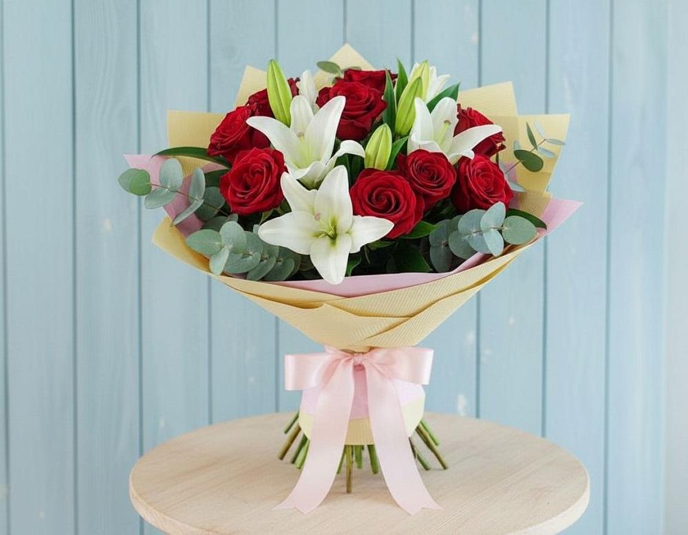 Букет цветов из: Лилии и Розы в Тарбагатае Республики Бурятия